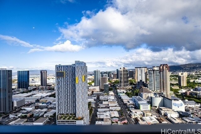 Foto del edificio - 987 Queen St