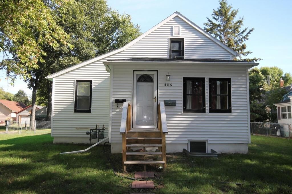 Primary Photo - 406 N 8th St #1 Grand Forks, ND 58203