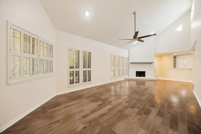 Foto del edificio - 1856 S Gessner Rd