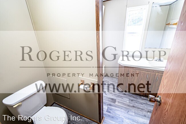 Foto del edificio - 3 br, 1 bath House - 161 Chloe Lane