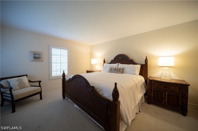Building Photo - 208 Bobolink Way