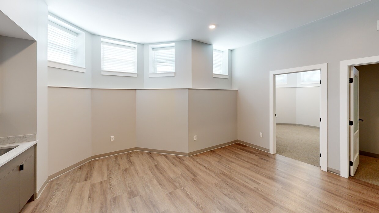 Photo - 100 Hemenway Apartments