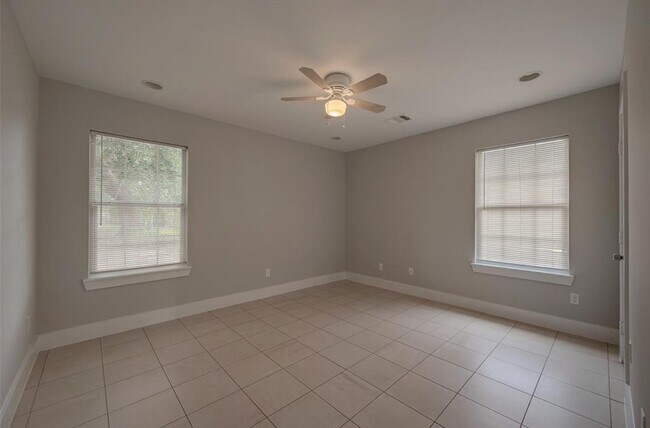 Foto del edificio - 7229 Moline St