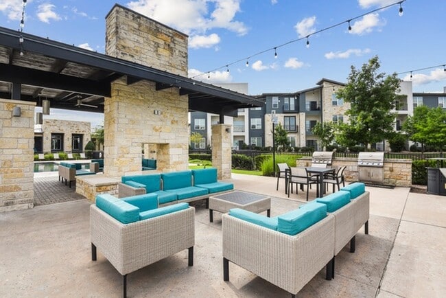 Foto del edificio - Lantower Techridge