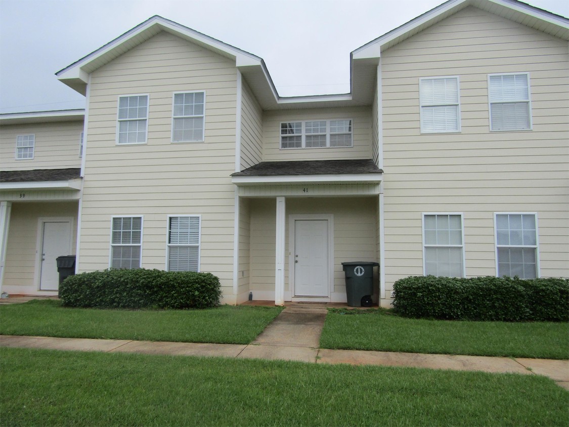 Foto principal - 41 Courtyard Way