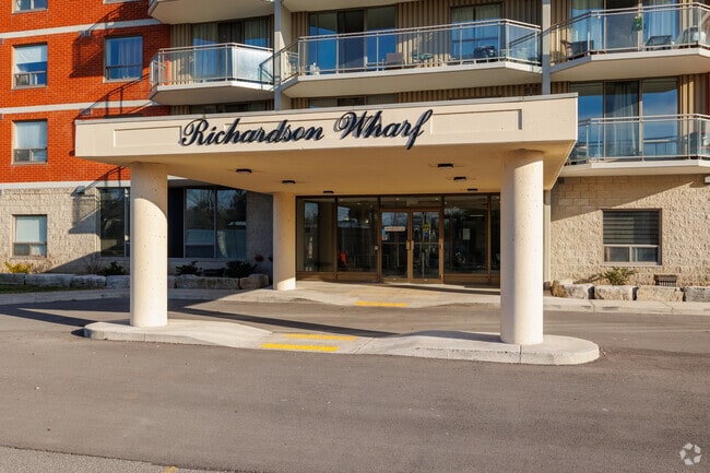 Entrance - Richardson Wharf