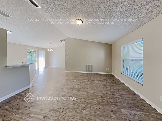 Building Photo - 5605 Falcon Blvd