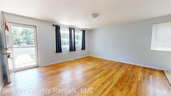 Building Photo - 3 br, 1.5 bath House - 3295 Euclid Avenue
