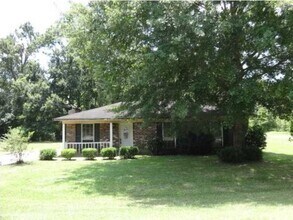 Building Photo - 4871 Campanella Dr N