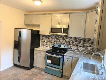 Building Photo - 56 Valley Ave