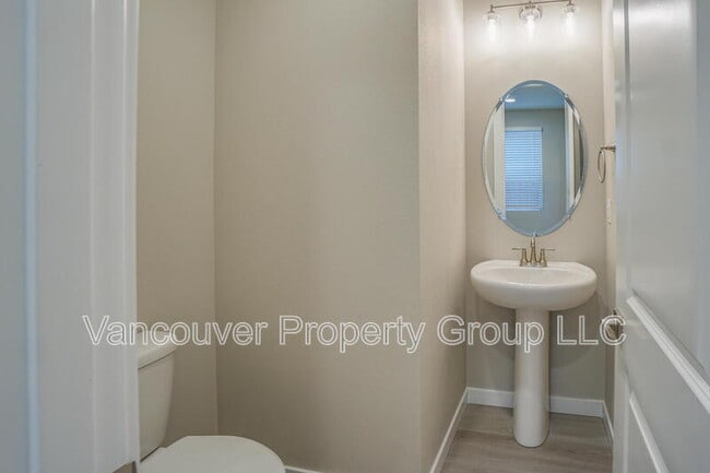 Foto del edificio - 721 NW 178th Wy