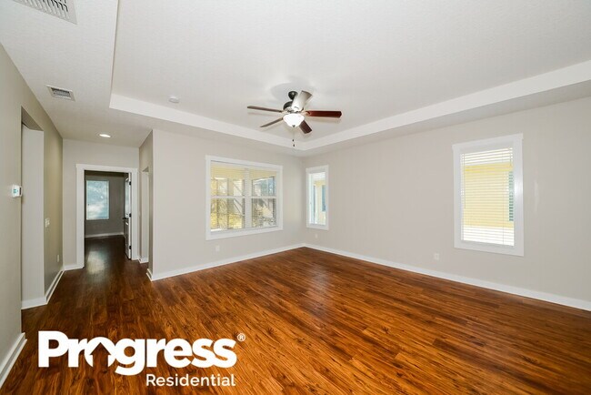 Building Photo - 11826 Forest Park Cir