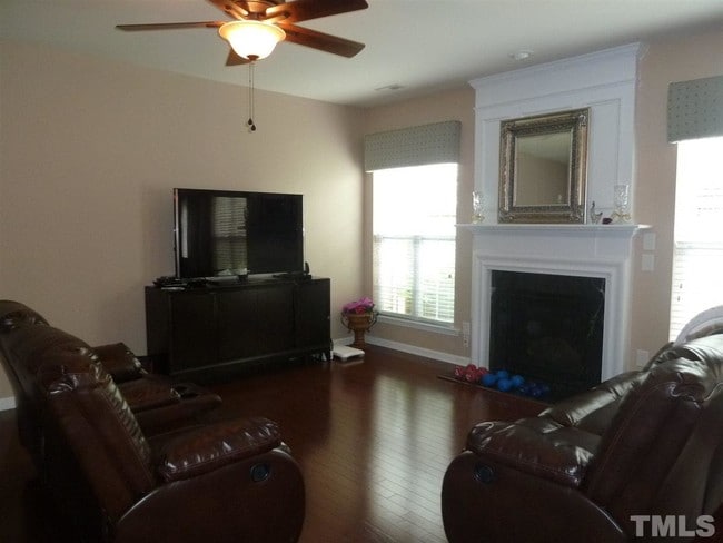 Building Photo - 8704 Braxwood Pl