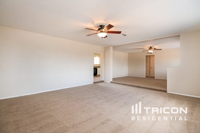 Building Photo - 634 N Cliff Cir