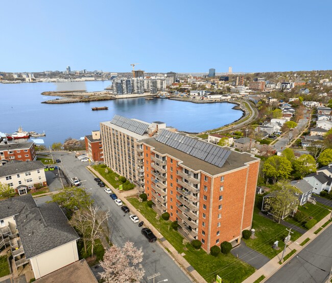 Photo du bâtiment - Parker Street Apartments