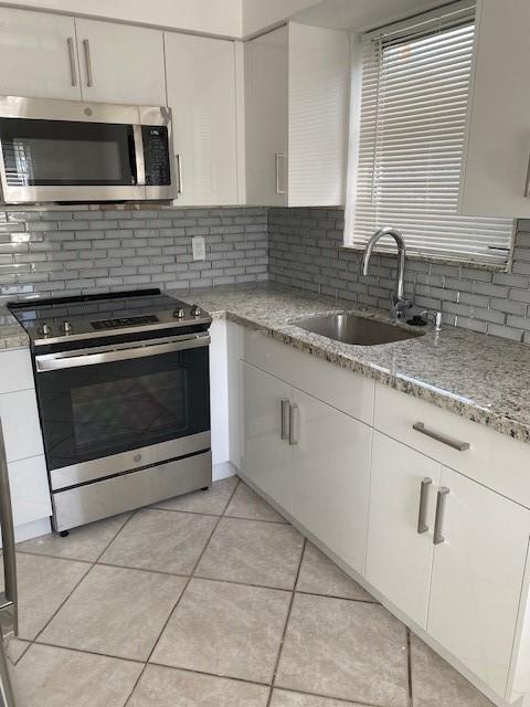 Building Photo - 9977 Westview Dr