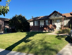 Building Photo - 5987 S Blue Stone Cir