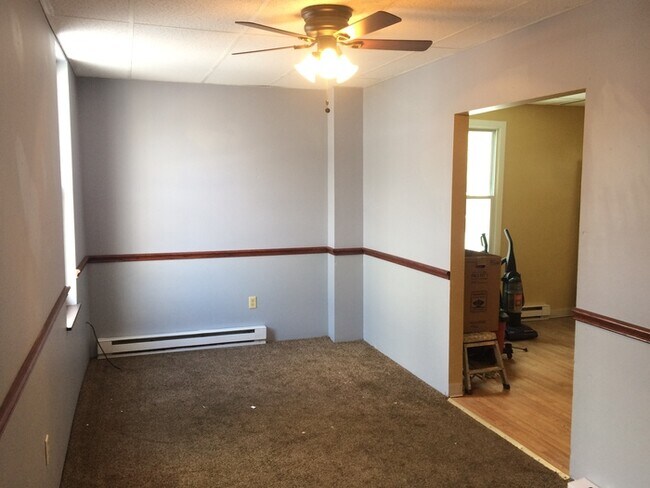 Foto del edificio - $595 for a 3 bedroom in Ellwood City!