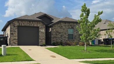 Building Photo - 1416 Waverley Dr