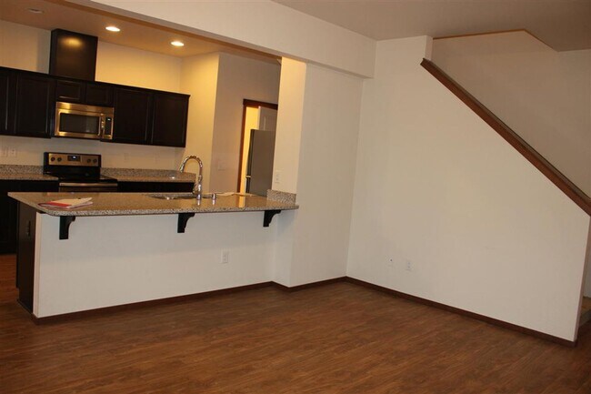 Building Photo - Gilkey 425,LLC#9