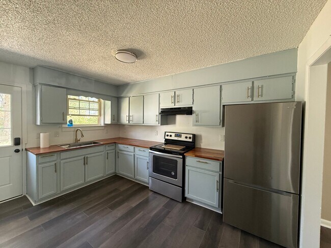 Foto del edificio - 4520 Brooke Valley Dr
