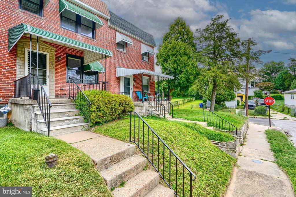 Primary Photo - 4318 Seidel Ave