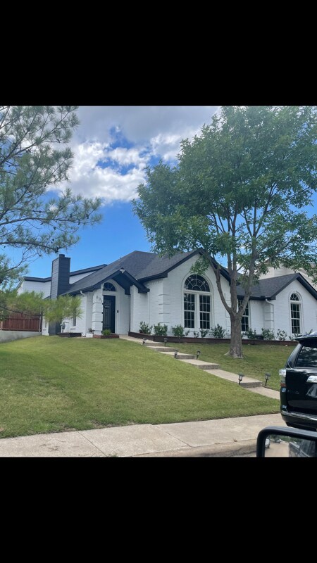 Foto principal - 631 Primrose Ln