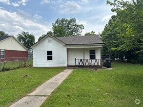 Building Photo - 3400 N 46th St