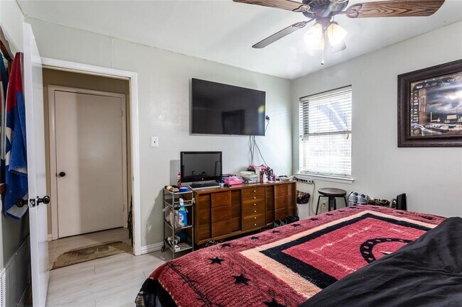 Foto del edificio - 1701 P Ave