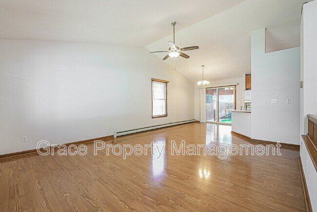 Foto del edificio - 2586 E 125th Pl