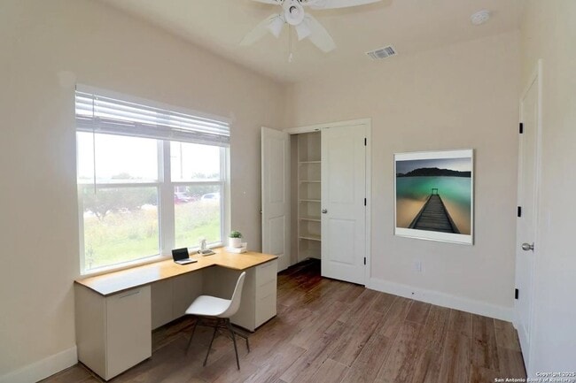 Building Photo - 418 Cimarron