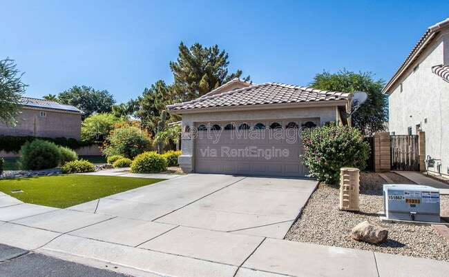 Building Photo - 407 W Colt Rd