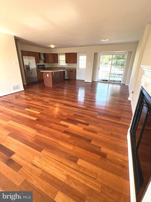 6126 Thompson Dr, Clarksville, MD 21029 House Rental in Clarksville