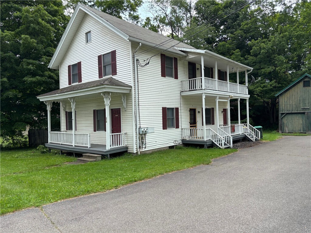 Foto principal - 218 Main St