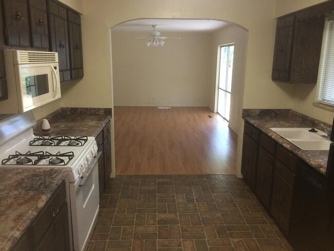 Foto del edificio - 1217 Constitution Ave