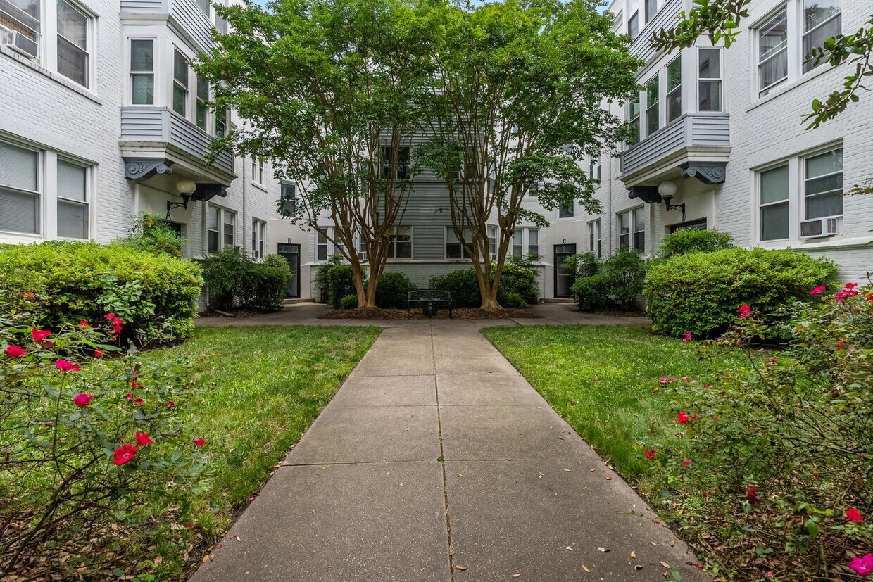 800 W Princess Anne Rd, Norfolk, VA 23517 Condo for Rent in Norfolk