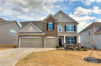 Building Photo - 2015 Saddlebred Dr