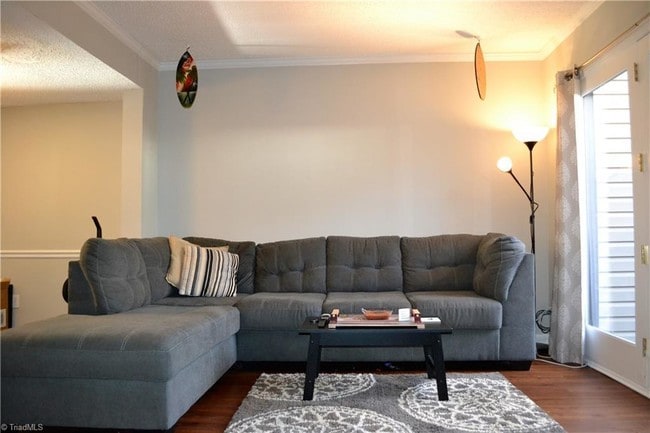 Building Photo - 309 Village Ln # D