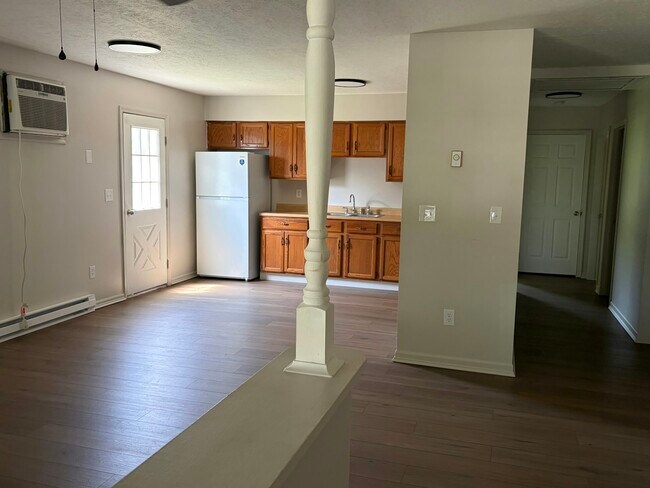 Foto del edificio - 119-121 Michael Avenue, Unit 121