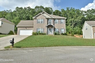 Building Photo - 3032 Oakwood Hills Ln