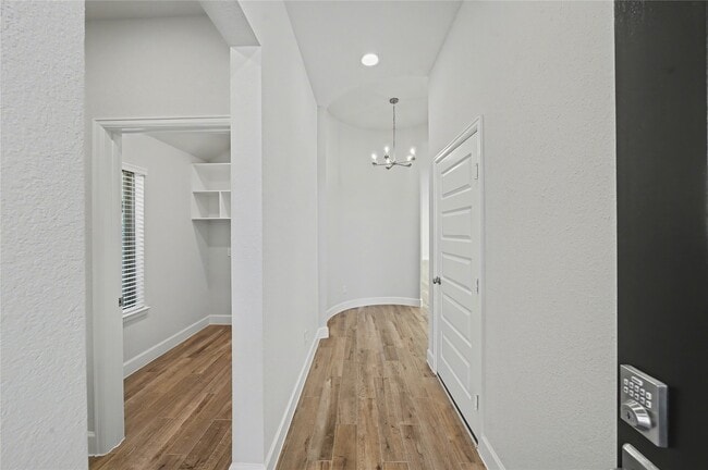 Building Photo - 2919 Orange Leaf Dr