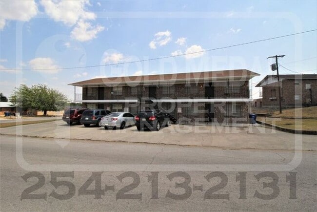 Building Photo - Charming 2-bed, 1-bath now available for r...
