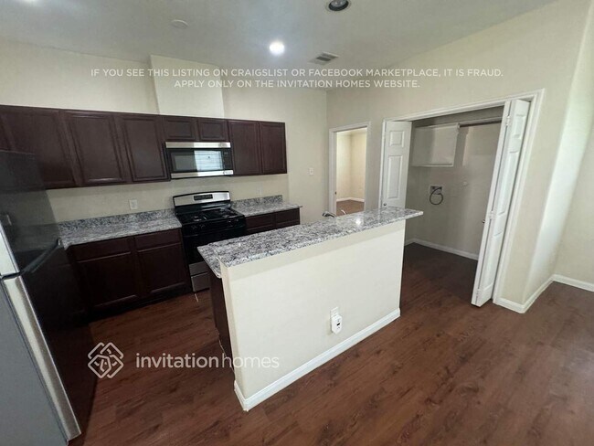Building Photo - 18806 N Lyford Dr