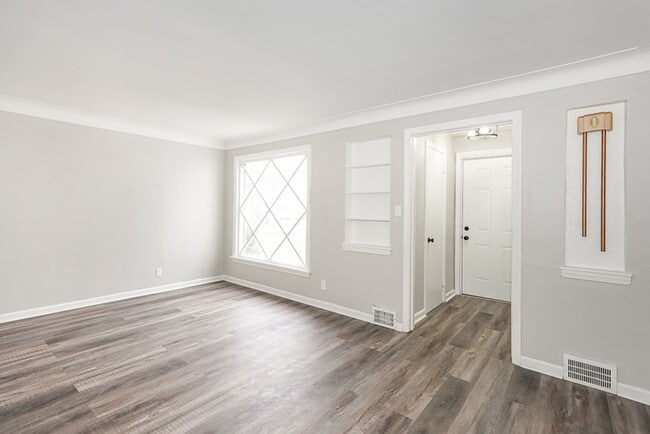Building Photo - 4154 Bayard Rd