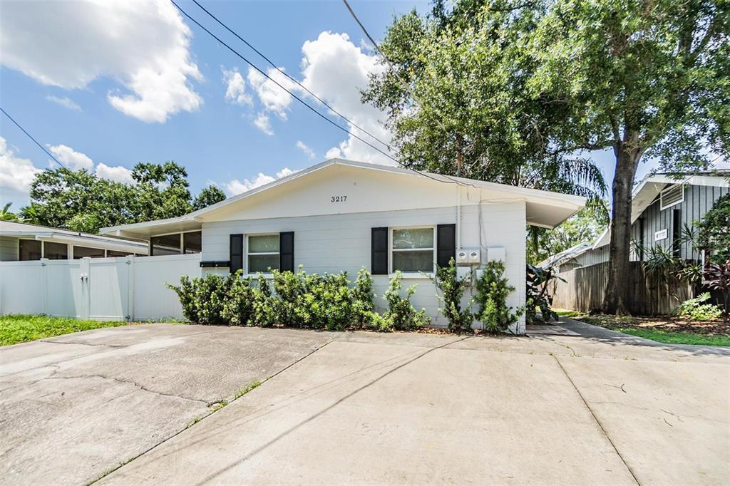 Foto principal - 3217 W Obispo St