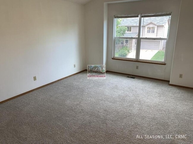 Foto del edificio - 5820 Corinth Dr