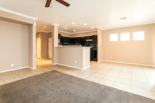 Foto del edificio - 1009 Sunny Acres Ave