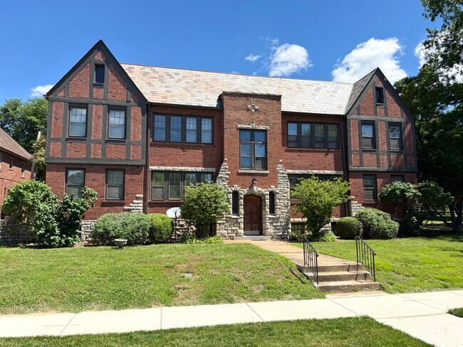 Building Photo - 7305 Pershing Ave