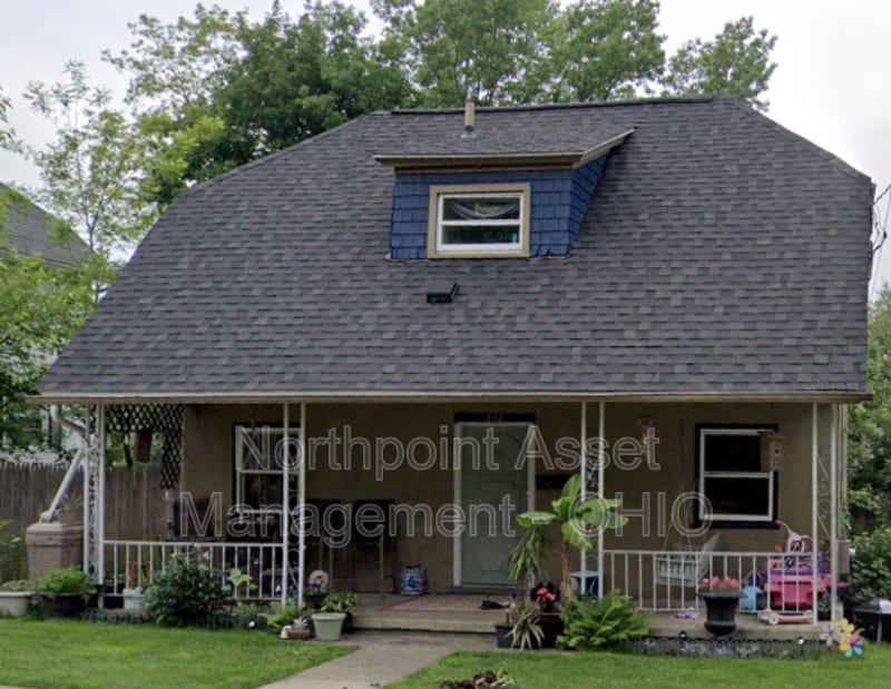 Primary Photo - 254 Bowmanville St