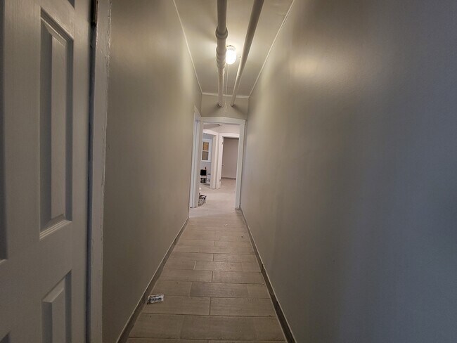 Foto del edificio - 6059 S Troy St